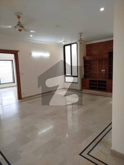 40x80 Like New Upper Portion Available For Rent In G13