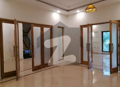 Centrally Located House Available In DHA Phase 4 - Block FF For rent