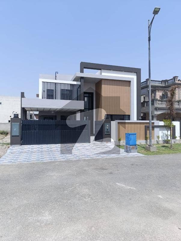 1 Kanal Stylish Supreme Designers Bungalow For Sale In DHA 7 Lahore