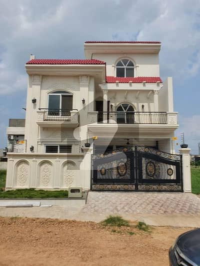 8 Marla Brand New House in Mumtraz City For Sale Islamabad