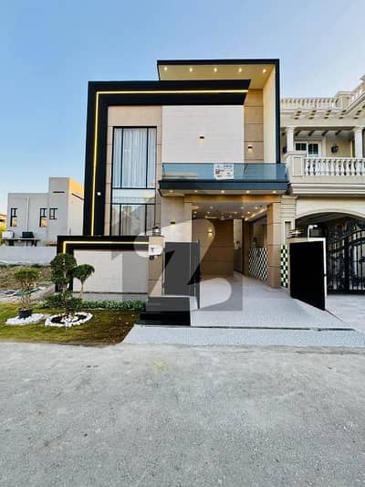 Charming 3-Bedroom 5 Marla House in DHA Modern Comfort with Stylish Finishes