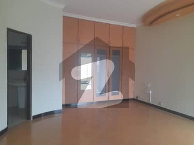 1 Kanal Upper Portion for Rent in CC Block Phase 4