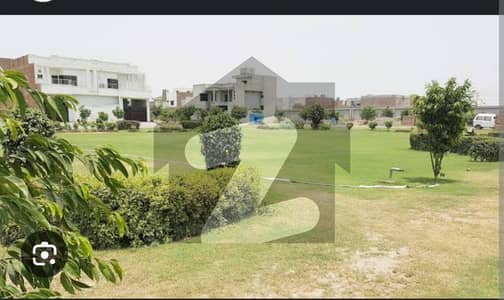گلشن مدینہ فیز 1 گلشنِ مدینہ,فیصل آباد میں 10 مرلہ رہائشی پلاٹ 1.8 کروڑ میں برائے فروخت۔