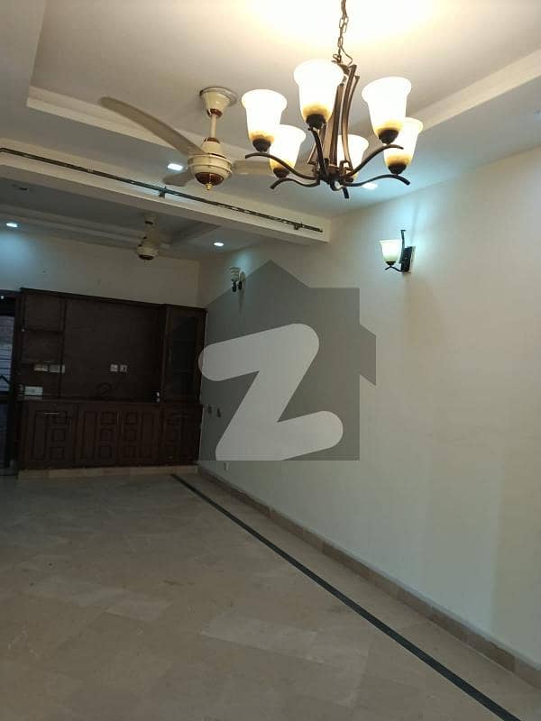 ای ۔ 11 اسلام آباد میں 2 کمروں کا 7 مرلہ زیریں پورشن 70.0 ہزار میں کرایہ پر دستیاب ہے۔ ای ۔ 11 اسلام آباد میں 2 کمروں کا 7 مرلہ زیریں پورشن 70.0 ہزار میں کرایہ پر دستیاب ہے۔