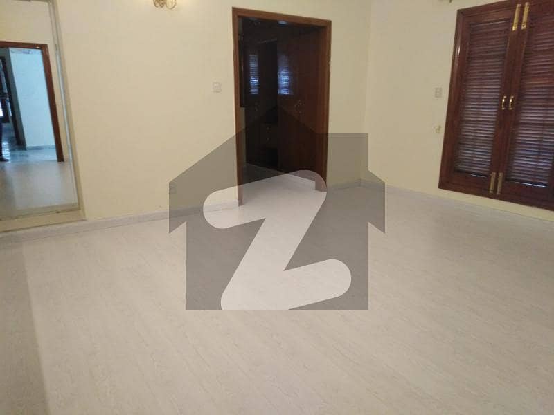 Prime Location excellent house 80x140=1244 Sqyds. CDA Transfer single owner- Prime Location excellent house 80x140=1244 Sqyds. CDA Transfer single owner-