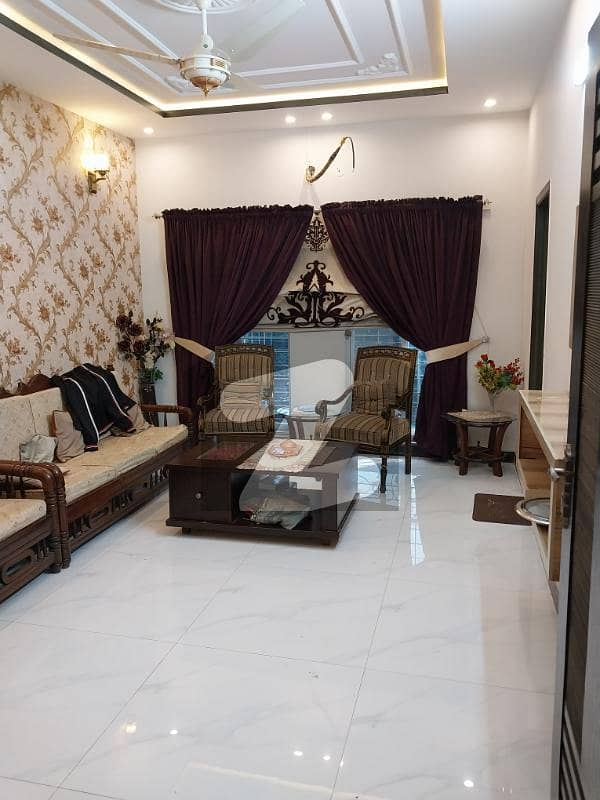Spacious 5 Marla House - Johar Town Spacious 5 Marla House - Johar Town
