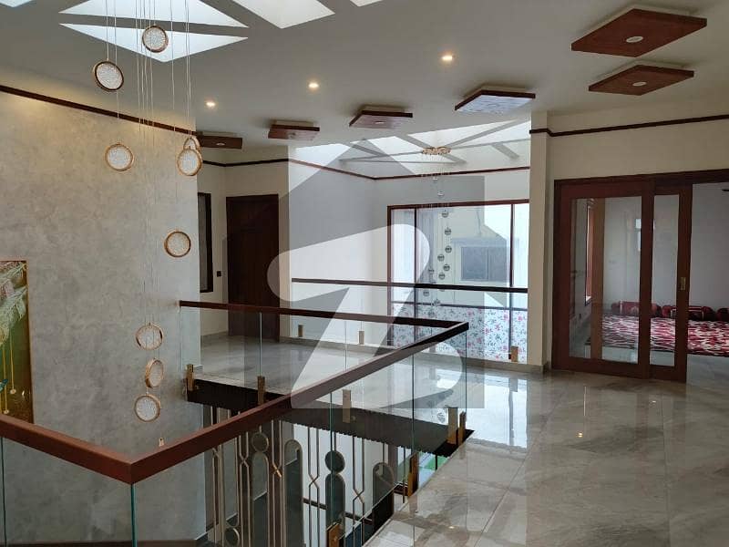 800 Square Yarda Ultra luxury banglow for sale 800 Square Yarda Ultra luxury banglow for sale