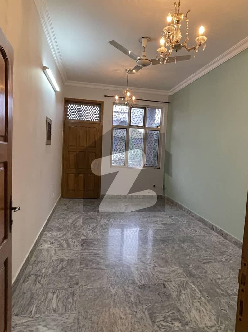 Beautiful upper portion 4 bed available for rent