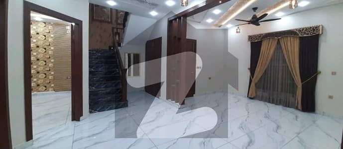 Prime Location 10 Marla House In Citi Housing Society For Sale At Good Location