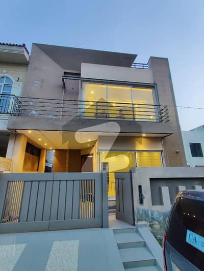 MI PRPRTIES. OFFER 5 MARLA HOUSE FOR SALE DHA 9 TOWN