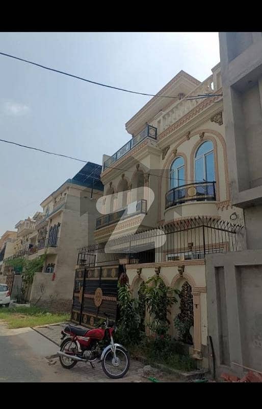 الرحمان گارڈن فیز 2 الرحمان گارڈن,لاہور میں 5 مرلہ مکان 1.95 کروڑ میں برائے فروخت۔