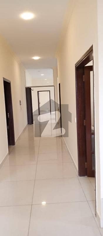 500 Yards 3bedrooms Proper Portion