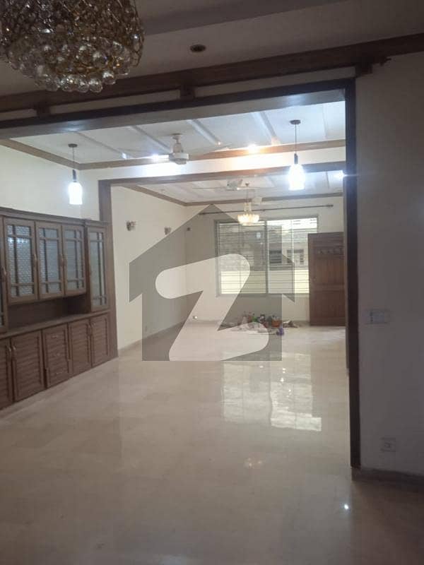 I-8 Unfurnished 2Rooms For Rent For Couples And Female