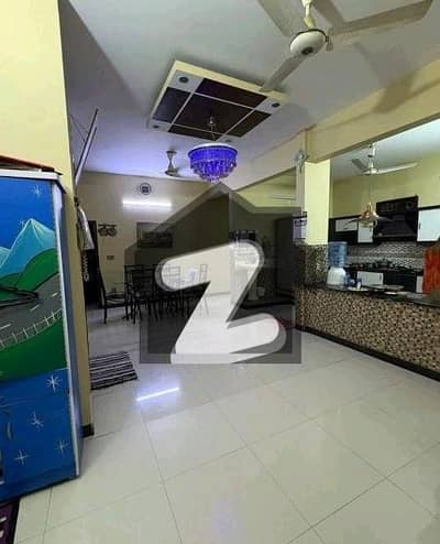 پارسی کالونی جمشید ٹاؤن,کراچی میں 4 کمروں کا 5 مرلہ فلیٹ 1.65 کروڑ میں برائے فروخت۔
