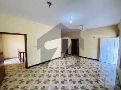 FOR RENT Liveable Triple Storey House Available In F-7/4