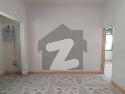 نارتھ کراچی کراچی میں 16 مرلہ عمارت 1.5 لاکھ میں کرایہ پر دستیاب ہے۔