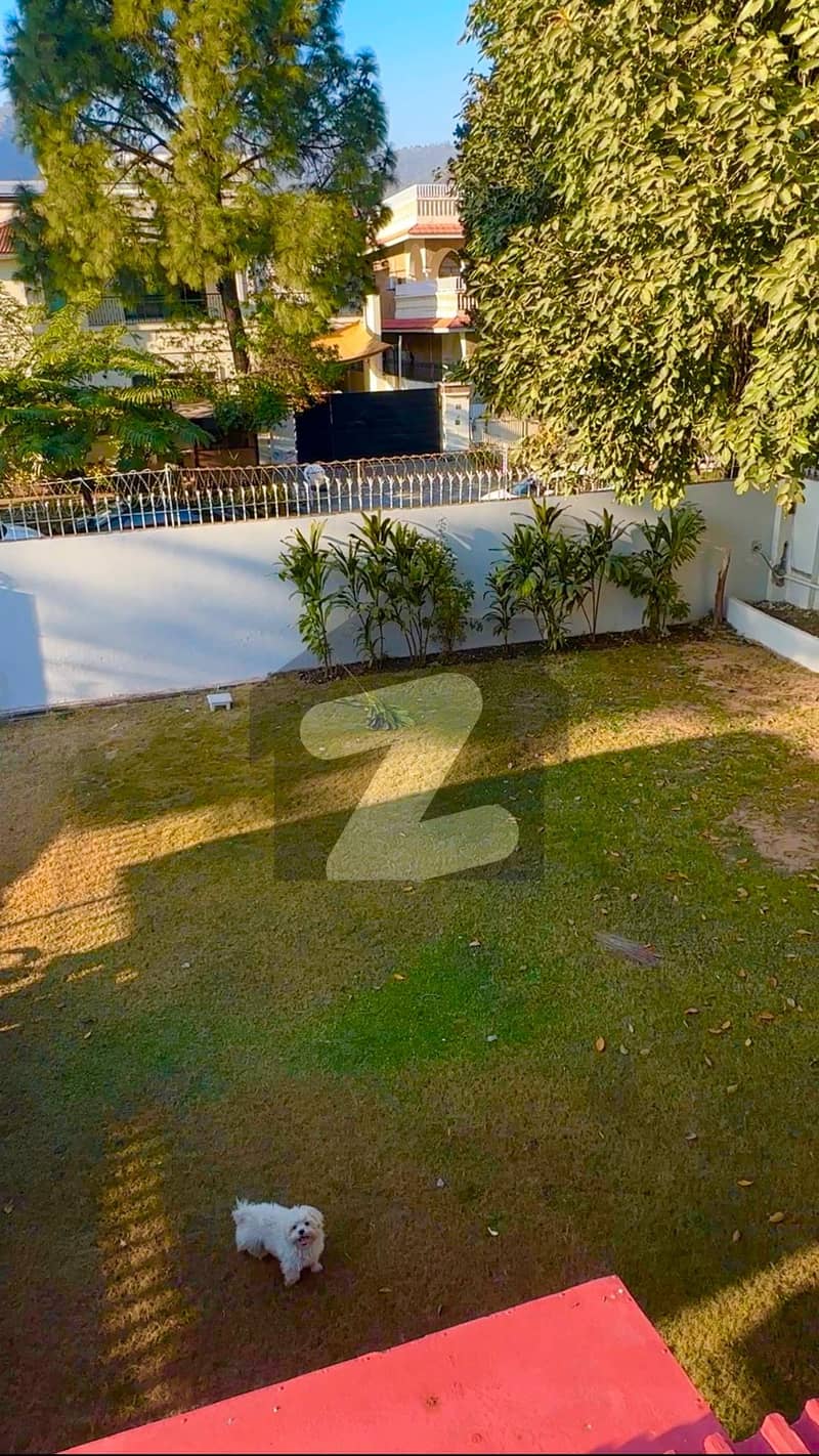 ای ۔ 7 اسلام آباد میں 5 کمروں کا 1 کنال مکان 8.5 لاکھ میں کرایہ پر دستیاب ہے۔ ای ۔ 7 اسلام آباد میں 5 کمروں کا 1 کنال مکان 8.5 لاکھ میں کرایہ پر دستیاب ہے۔