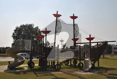 Investor Rate! 5.33 Marla 2-Side Open Commercial Plot (Open Form) GVR Phase 2, Bahria Town Lahore