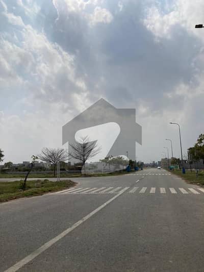 5 Marla Residential Plot for Sale E-611, DHA Phase 9 Town, Lahore Location: E-611, DHA Phase 9 Town Demand: 85 Lac (PKR 8,500,000)
