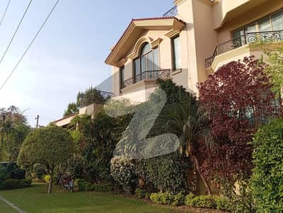 I-8/4. One Kanal Upper Portion Separate Gate Ideal Location