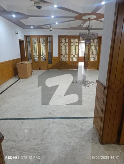 جی ۔ 11 اسلام آباد میں 4 کمروں کا 1 کنال زیریں پورشن 1.5 لاکھ میں کرایہ پر دستیاب ہے۔
