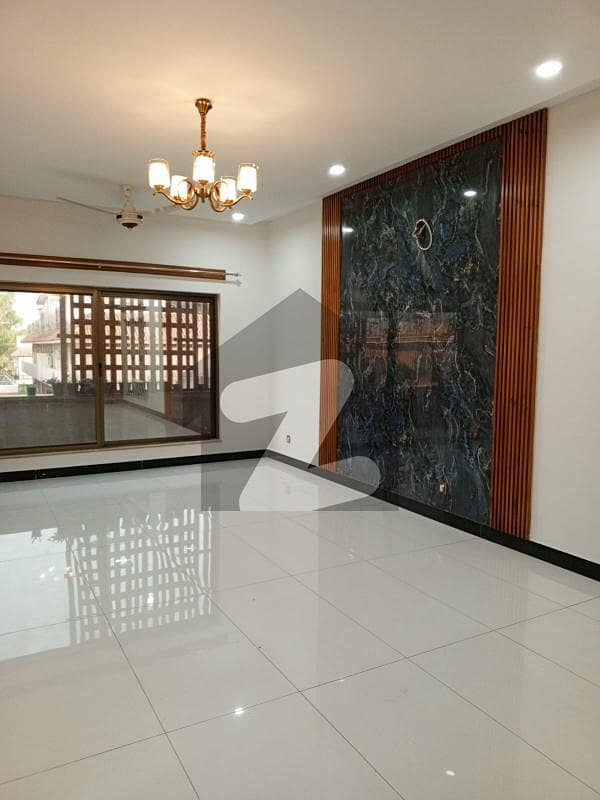 F-11- RESIDENTAIL Upper Portion AVAILABLE FOR RENT IN ISALAMABAD