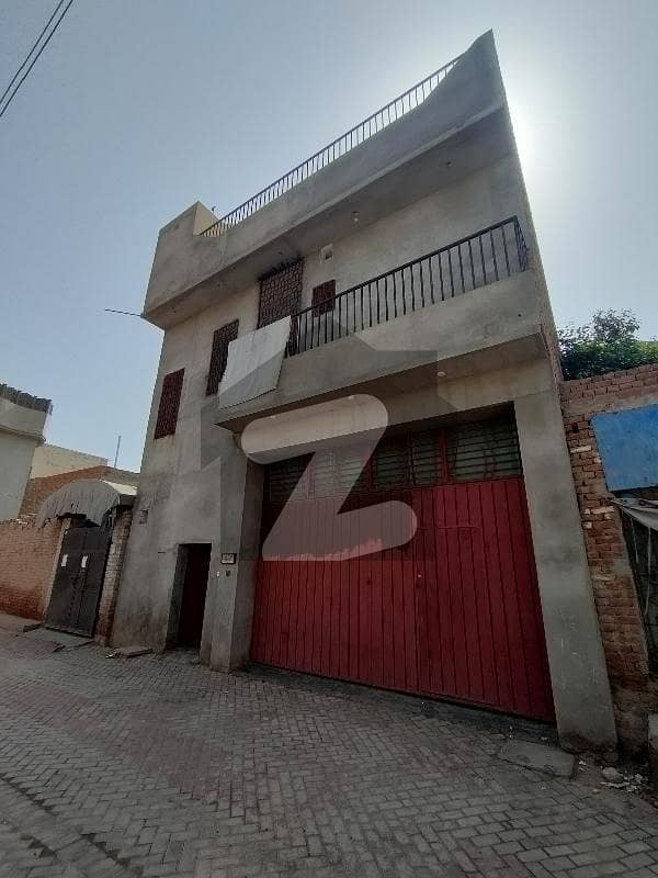 پیپلز کالونی ملتان میں 9 مرلہ عمارت 3.5 کروڑ میں برائے فروخت۔