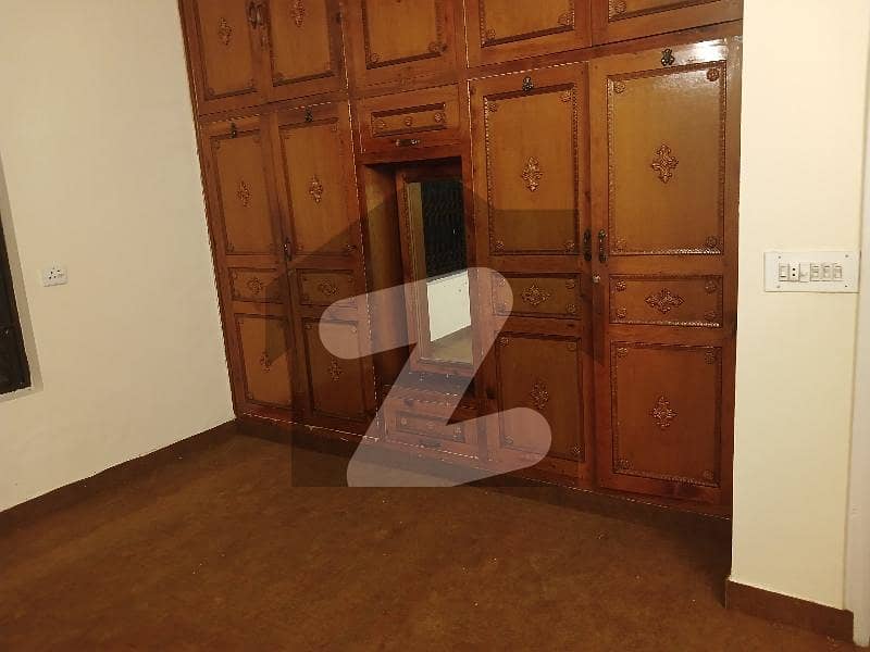 F10 Size 600 Upper Portion 3 Beds Dd Lounges Servant Rent 140000 Real Pic