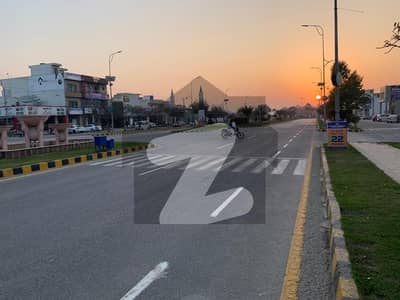 D Block 2 Marla Commercial Plot On Main 80ft Wide Road