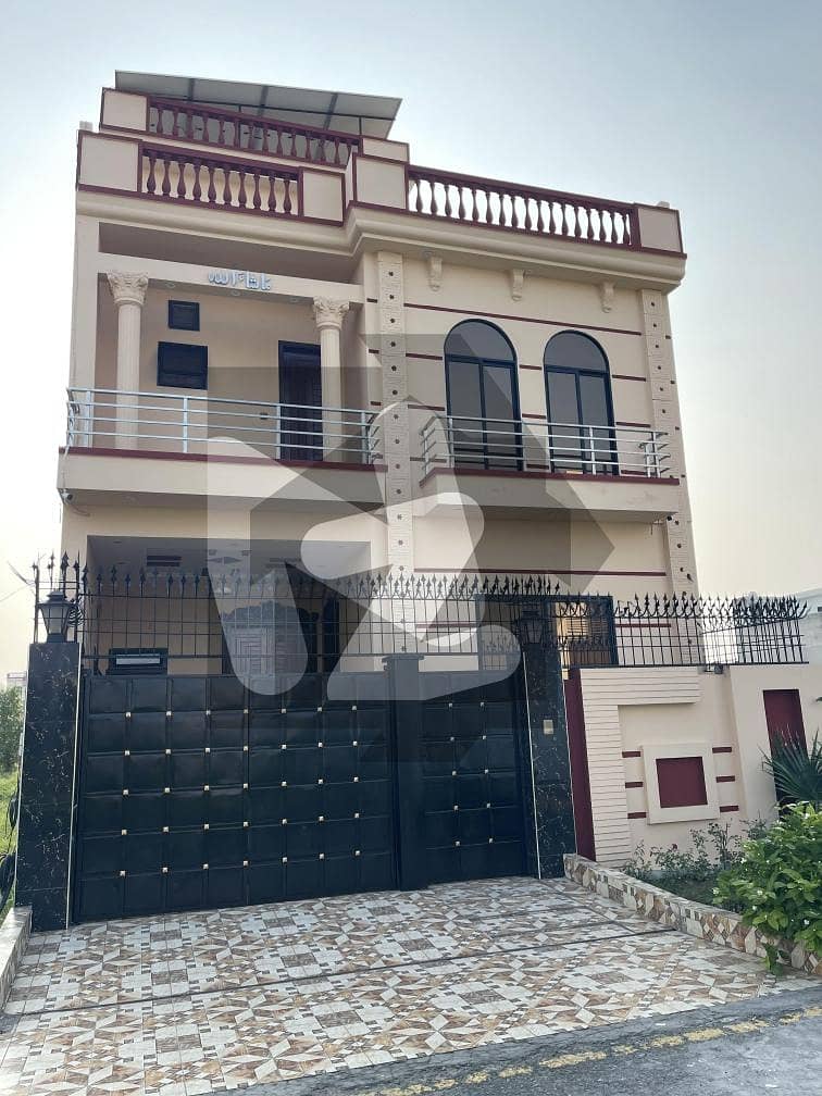سٹی ہاؤسنگ سوسائٹی گوجرانوالہ میں 5 کمروں کا 5 مرلہ مکان 1.6 کروڑ میں برائے فروخت۔ سٹی ہاؤسنگ سوسائٹی گوجرانوالہ میں 5 کمروں کا 5 مرلہ مکان 1.6 کروڑ میں برائے فروخت۔