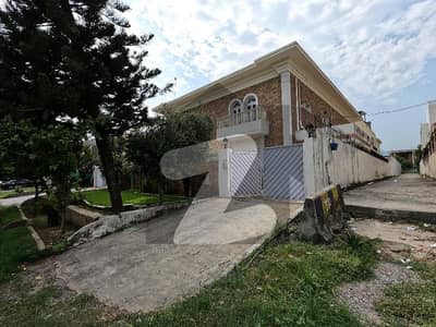 678 Sq Yard F-10 Double Story Two Houses Available For Sale