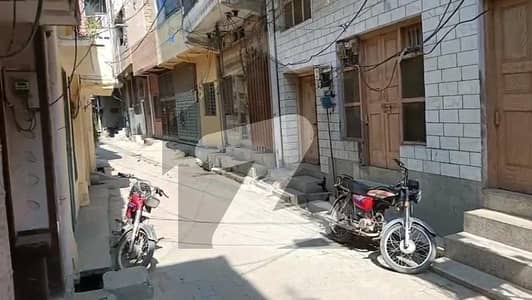 موہان پورہ راولپنڈی میں 8 کمروں کا 6 مرلہ مکان 3.5 کروڑ میں برائے فروخت۔