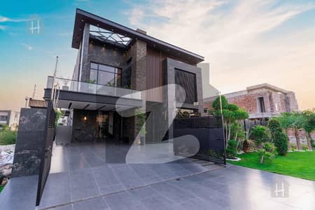 SPLENDID 1 KANAL FULL FURNISHED ULTRA MODERN HOUSE FOR SALE SPLENDID 1 KANAL FULL FURNISHED ULTRA MODERN HOUSE FOR SALE