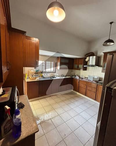 5-Bedroom