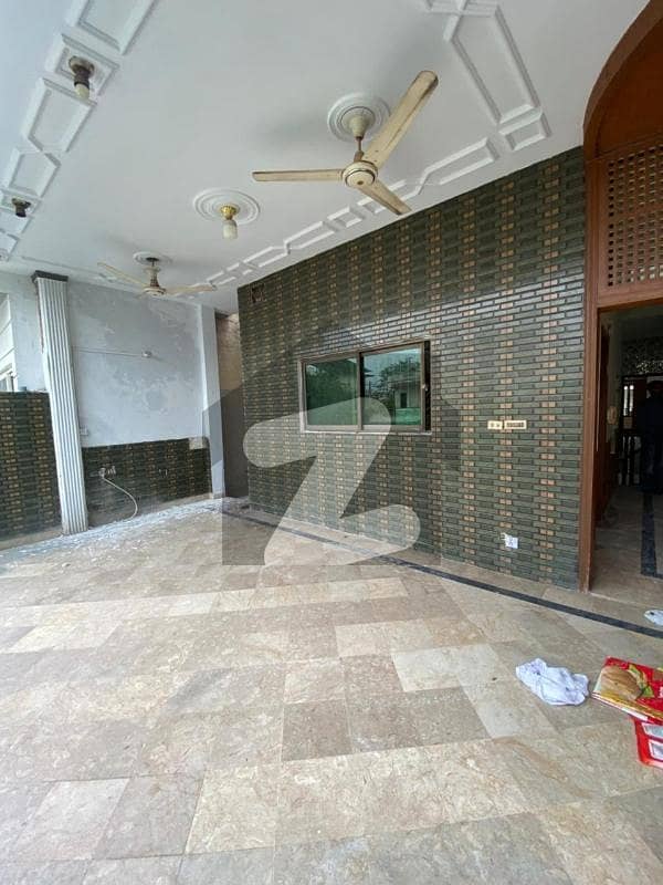 3 bedroom upper portion available for rent