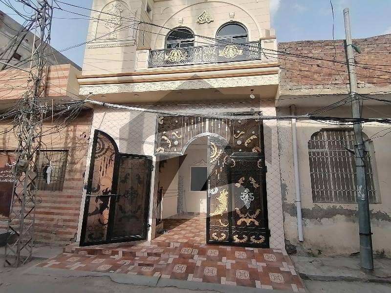 اچھرہ لاہور میں 4 کمروں کا 4 مرلہ مکان 2.2 کروڑ میں برائے فروخت۔ اچھرہ لاہور میں 4 کمروں کا 4 مرلہ مکان 2.2 کروڑ میں برائے فروخت۔