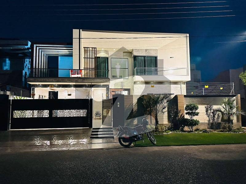 20 Marla double story beautiful luxury hose for sale in wapda town phase 2