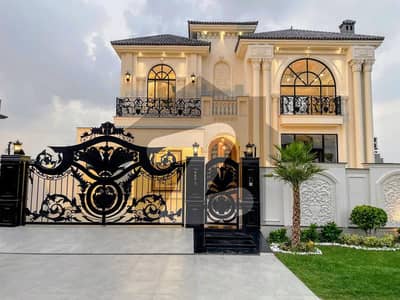 Charming 4-Bedroom 10 Marla House in DHA with Modern Comfort with Stylish Finishes
