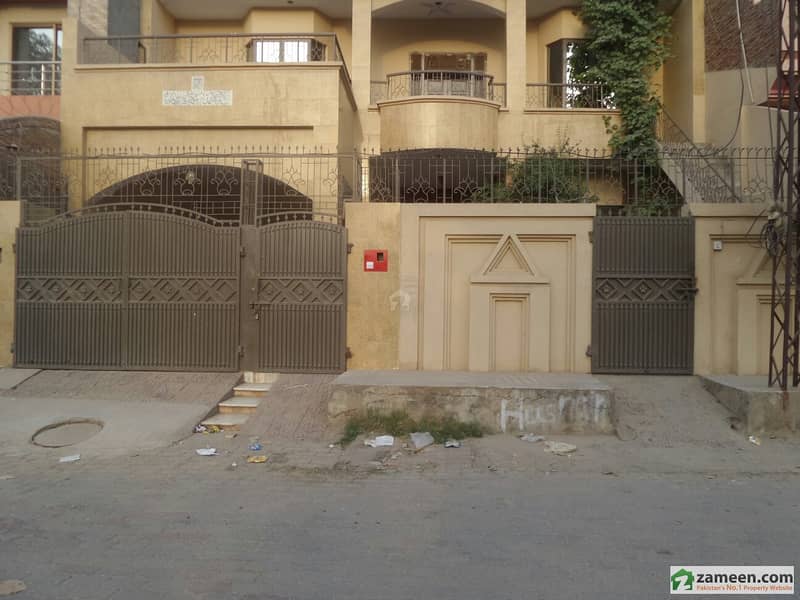 Double Story Beautiful Banglow For Sale At Government Colony, Okara