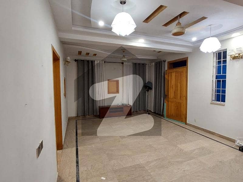 Beautiful Full House For Rent G11