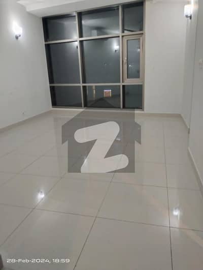 عمار ریف ٹاورز امارکریسنٹ بے,ڈی ایچ اے فیز 8,ڈی ایچ اے ڈیفینس,کراچی میں 3 کمروں کا 11 مرلہ فلیٹ 3.25 لاکھ میں کرایہ پر دستیاب ہے۔ عمار ریف ٹاورز امارکریسنٹ بے,ڈی ایچ اے فیز 8,ڈی ایچ اے ڈیفینس,کراچی میں 3 کمروں کا 11 مرلہ فلیٹ 3.25 لاکھ میں کرایہ پر دستیاب ہے۔