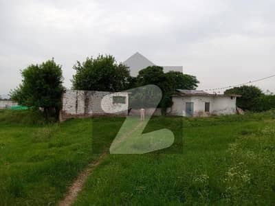 ترلائی اسلام آباد میں 28 کنال فارم ہاؤس 28.0 کروڑ میں برائے فروخت۔