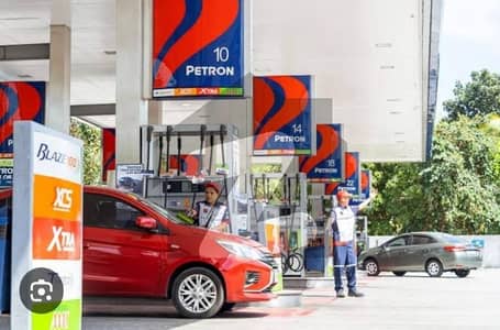 Lack city 4 kanal Best for petrol pump land available for rent