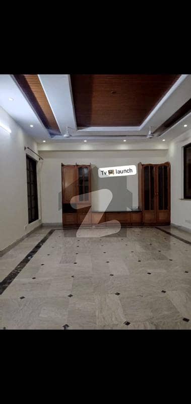 I-8/2 40x80 0pen Basement For Rent