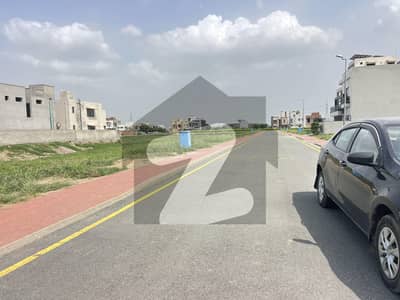 905 Tauheed Block Plot 570 And 999 And 346 And 969 Tauheed Facing Park Plot Available