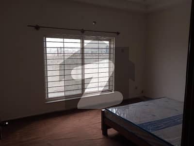 14 Marla Portion For Rent