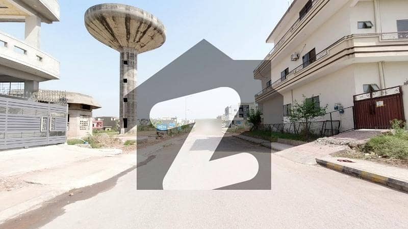 Looking For A House In E-16/3