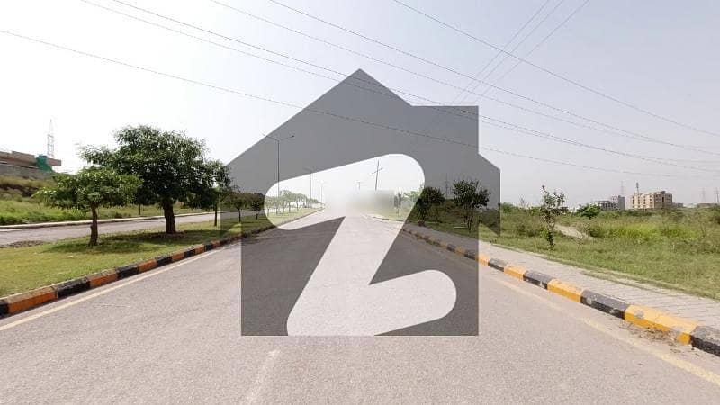 7 Marla House Is Available For Sale 7 Marla House Is Available For Sale