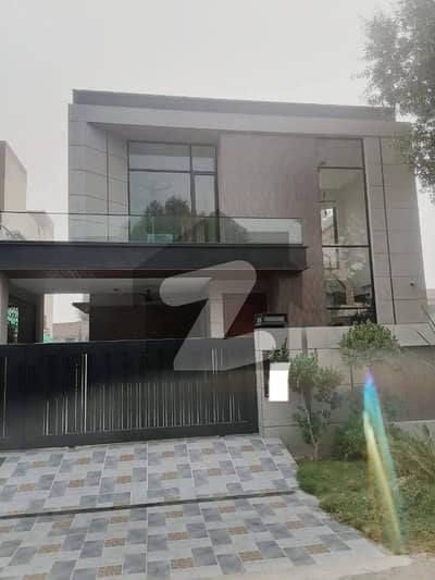 ڈی ایچ اے 9 ٹاؤن ڈیفنس (ڈی ایچ اے),لاہور میں 3 کمروں کا 5 مرلہ مکان 2.0 کروڑ میں برائے فروخت۔