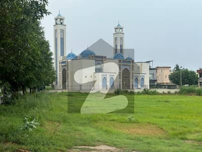 Plot Number 520 and 521 Pair of Plot located on Top Location surrounded by Houses back to Park Masjid available for sale